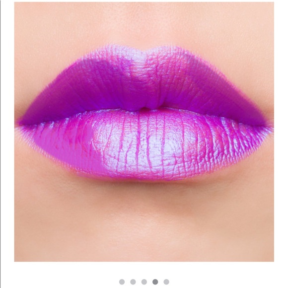 Lip lacquer - Picture 5 of 7